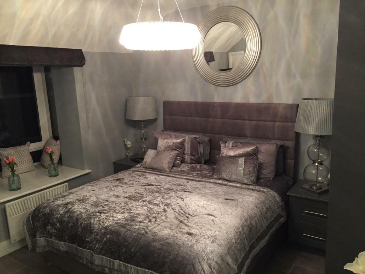 The Town House Kinsale, Hosted By Exquisite Holiday Homes, Sleeps 16 Bagian luar foto