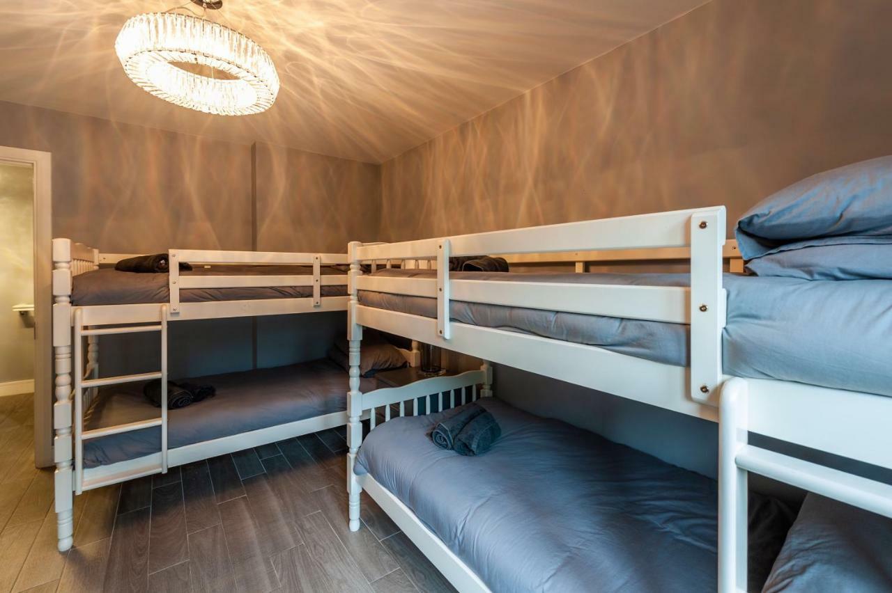 The Town House Kinsale, Hosted By Exquisite Holiday Homes, Sleeps 16 Bagian luar foto