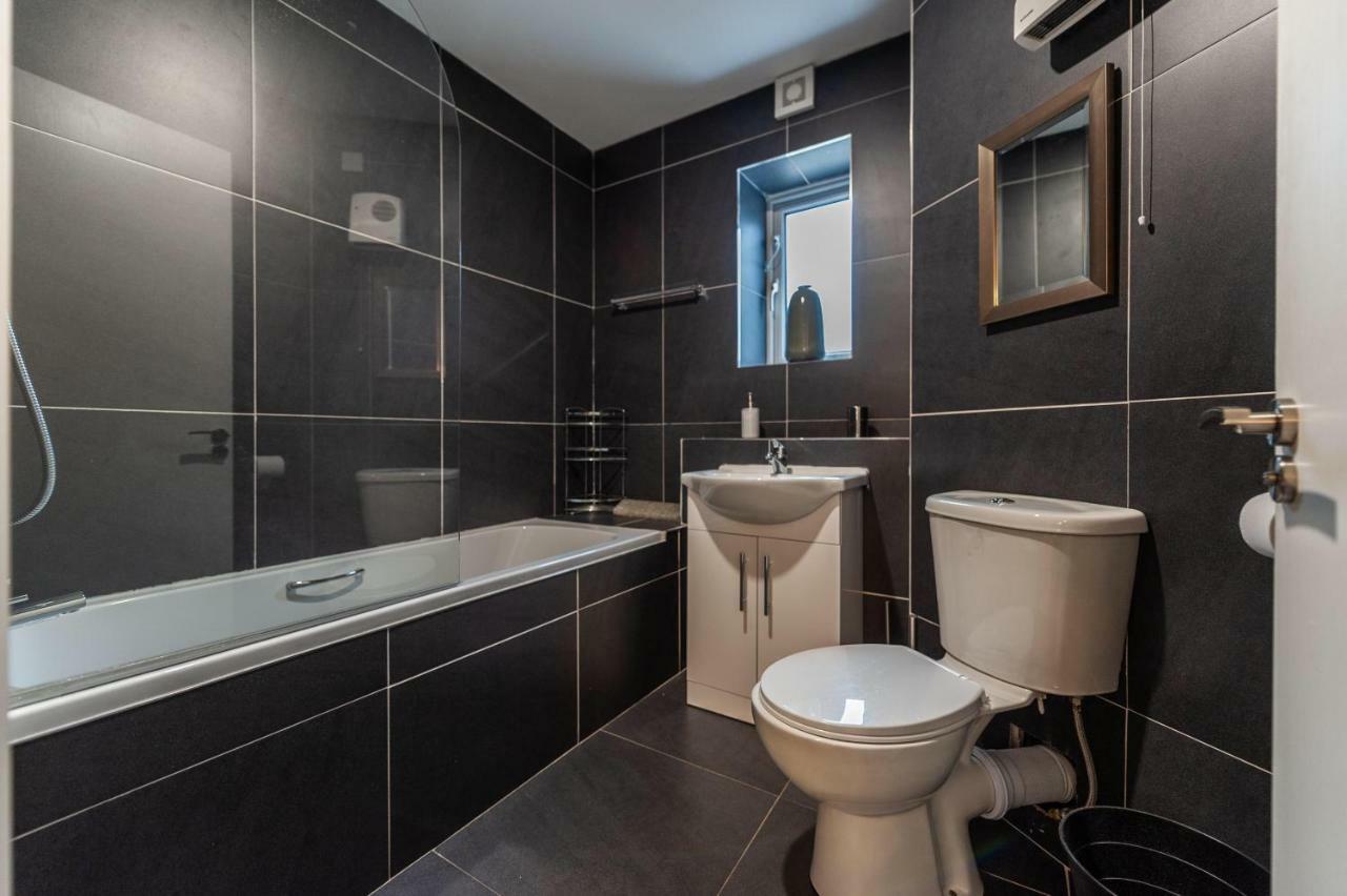 The Town House Kinsale, Hosted By Exquisite Holiday Homes, Sleeps 16 Bagian luar foto