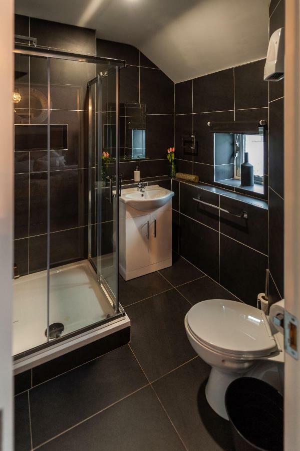 The Town House Kinsale, Hosted By Exquisite Holiday Homes, Sleeps 16 Bagian luar foto