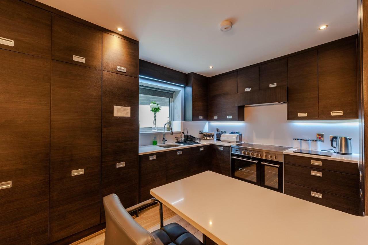The Town House Kinsale, Hosted By Exquisite Holiday Homes, Sleeps 16 Bagian luar foto
