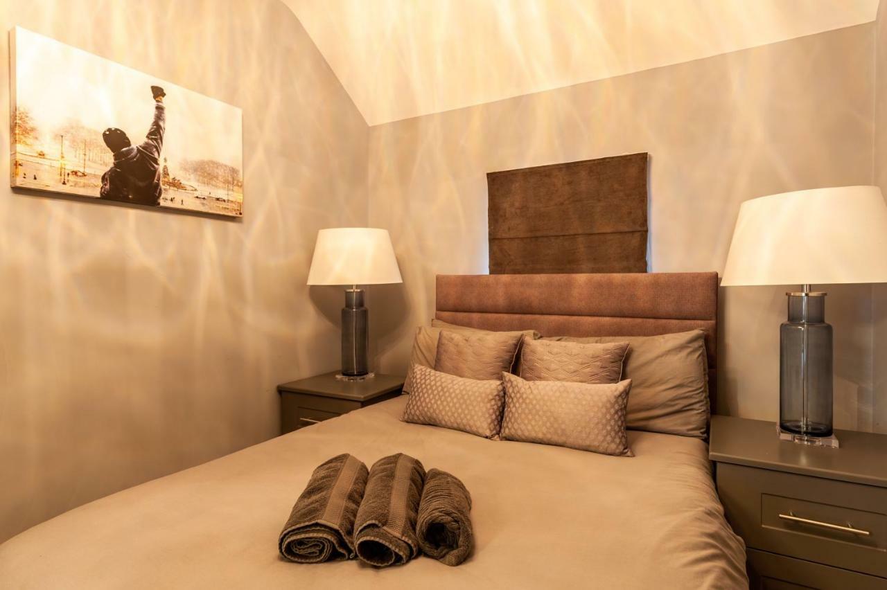 The Town House Kinsale, Hosted By Exquisite Holiday Homes, Sleeps 16 Bagian luar foto