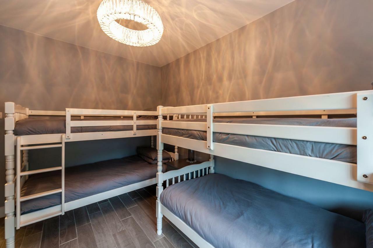 The Town House Kinsale, Hosted By Exquisite Holiday Homes, Sleeps 16 Bagian luar foto